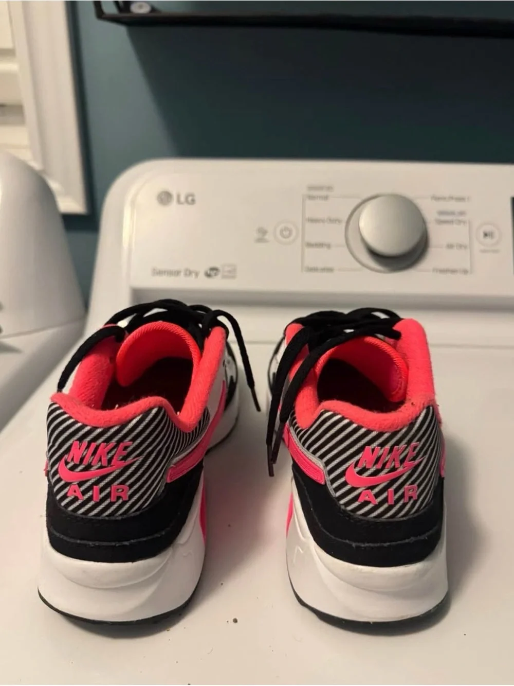 Nike White Black Pink Air Max-inspired Sneakers - Picture 3 of 3